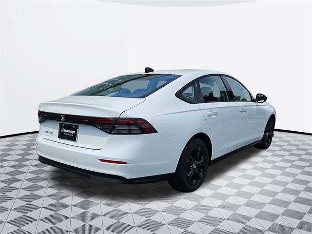2025 Honda Accord SE photo 2