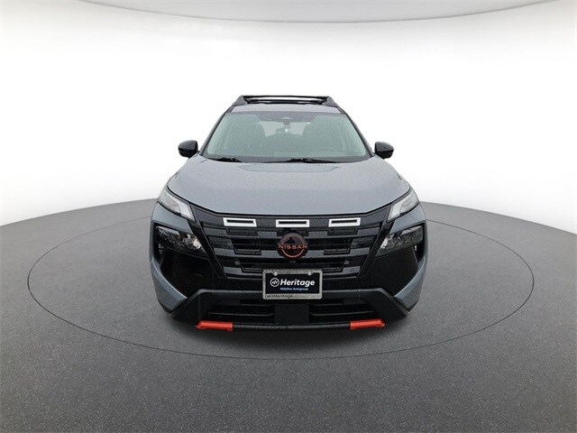 2025 Nissan Rogue AWD photo 2