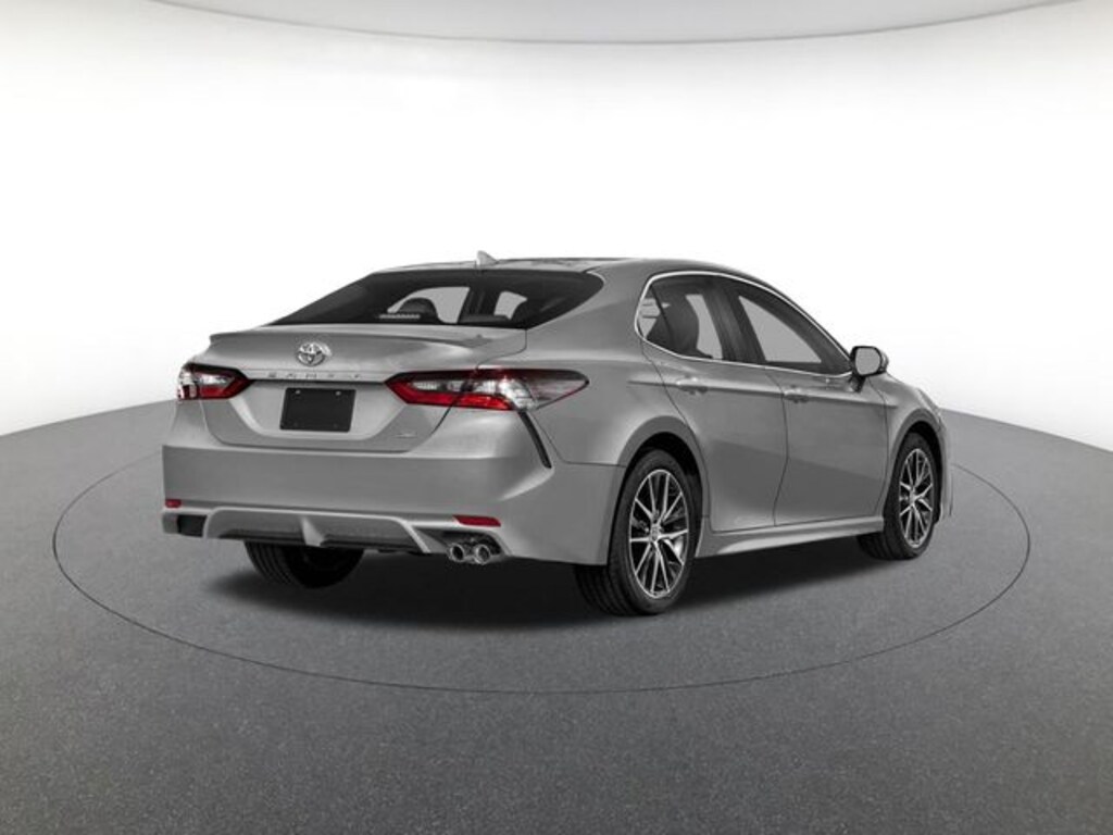 Used 2023 Toyota Camry SE Sedan