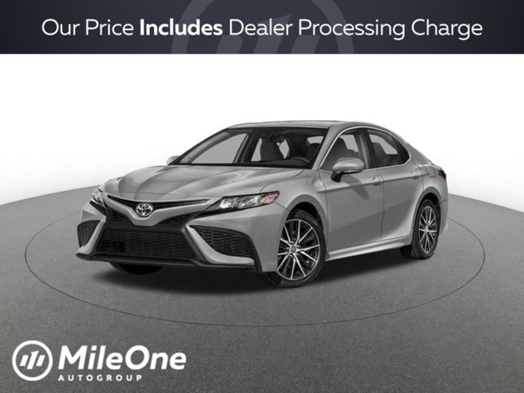 Used 2023 Toyota Camry SE Sedan