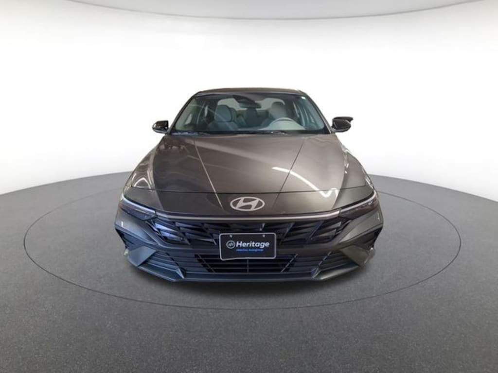 Used 2025 Hyundai Elantra SEL Sport Sedan