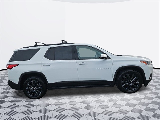 2019 Chevrolet Traverse RS photo 2