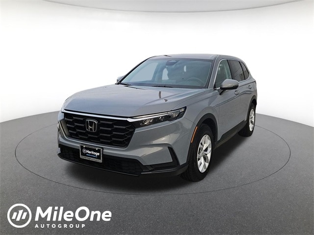 2025 Honda CR-V LX's photo