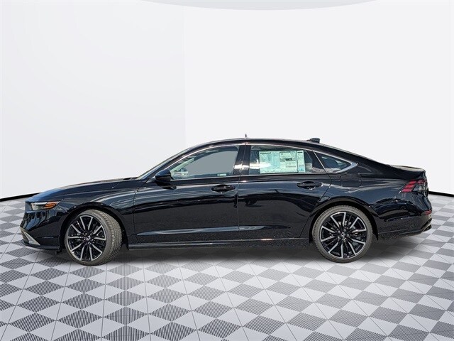 2025 Honda Accord Hybrid Touring photo 2