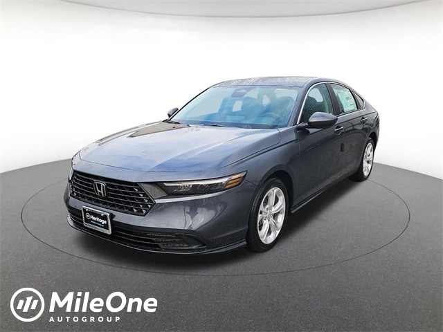 2025 Honda Accord LX's photo