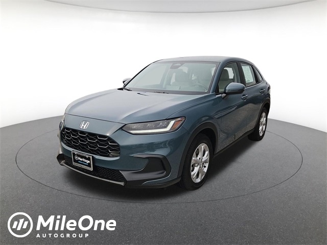 2025 Honda HR-V LX's photo