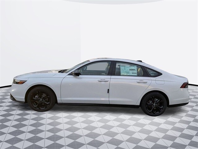 2025 Honda Accord SE photo 2
