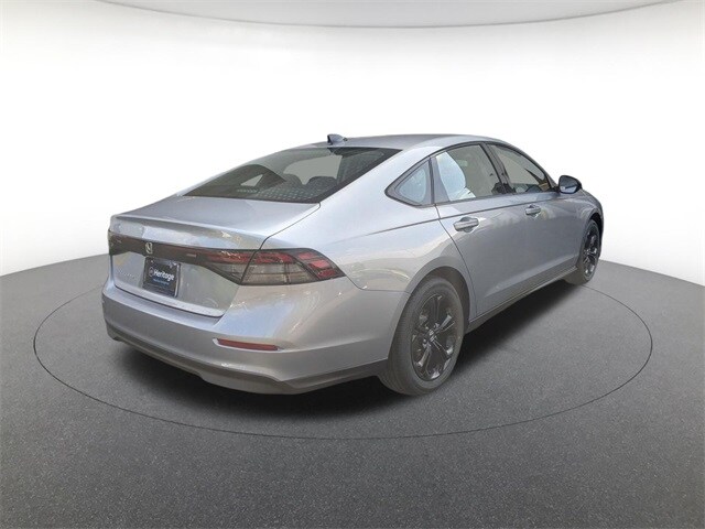 2025 Honda Accord SE photo 4