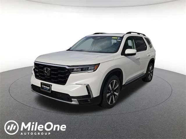 2025 Honda Pilot Elite's photo