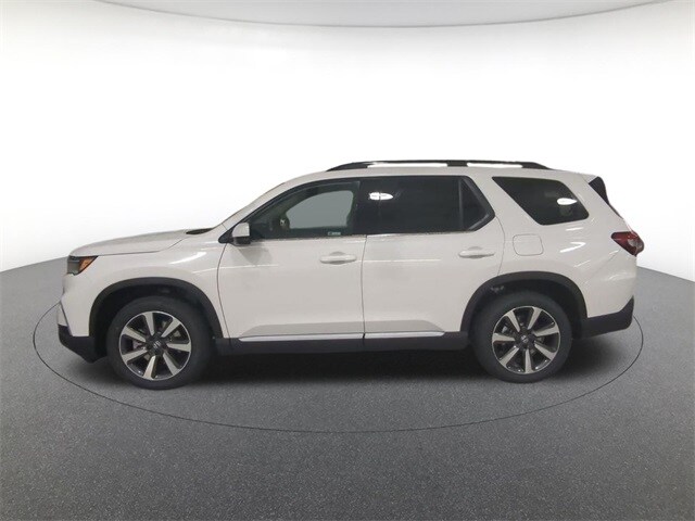 2025 Honda Pilot Touring photo 2