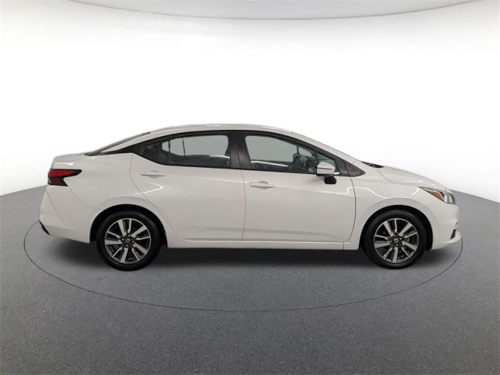 Used 2021 Nissan Versa 1.6 SV Sedan