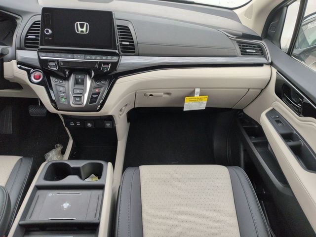 2026 Honda Odyssey Elite - Photo 9