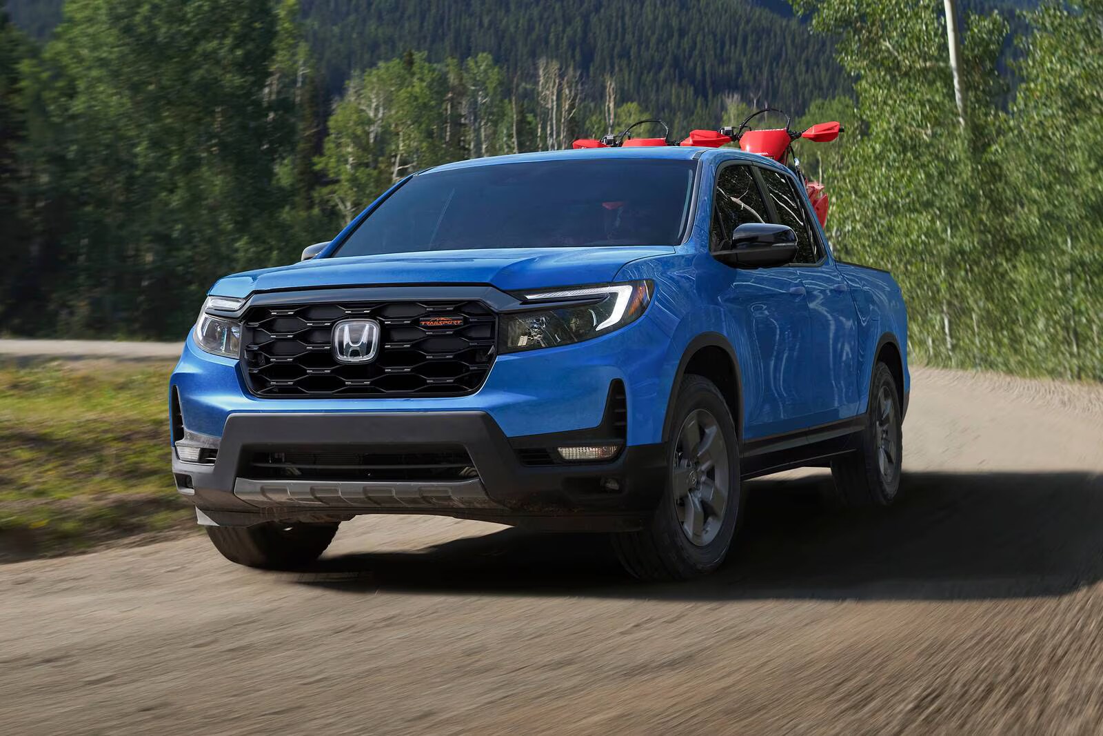 2025-honda-ridgeline-hauling%20(1).png