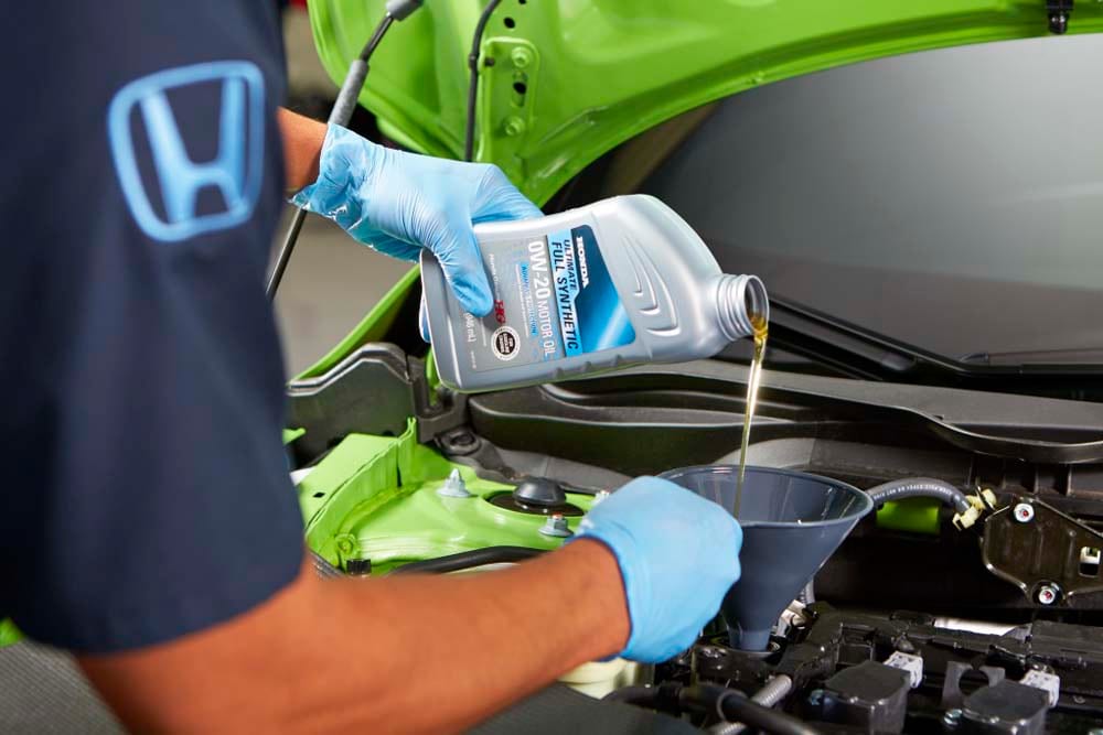 Honda_Service_OilChange.jpg