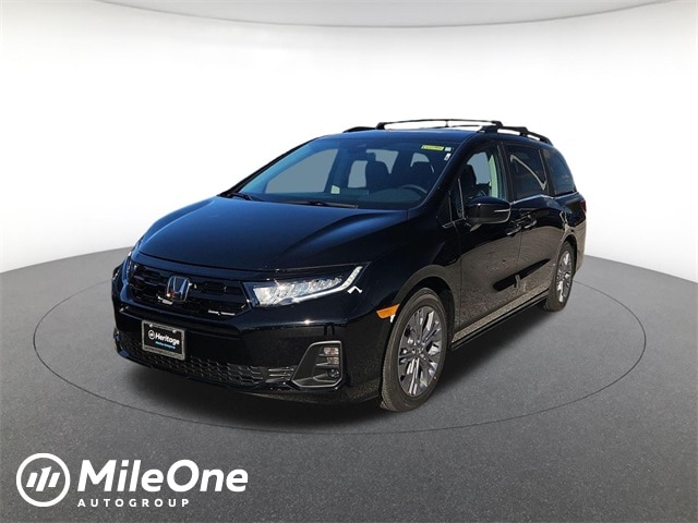 2026 Honda Odyssey Touring's photo