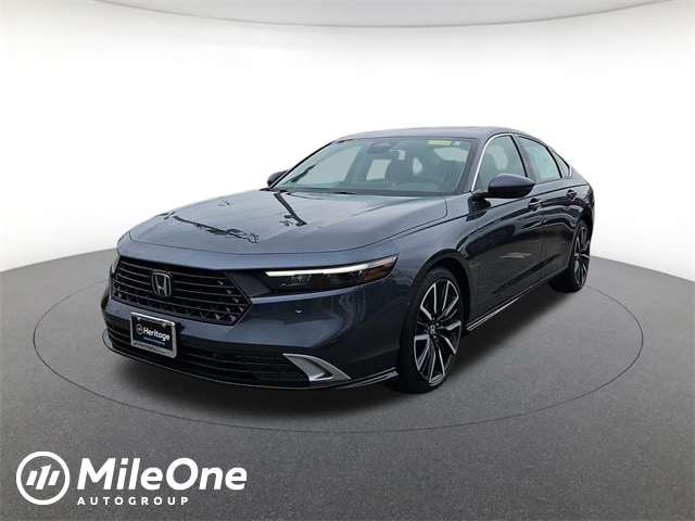 2025 Honda Accord Hybrid Touring's photo