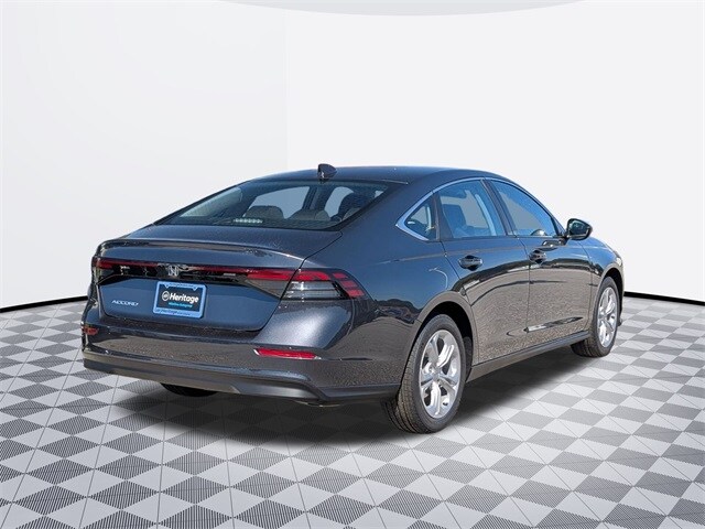 2025 Honda Accord LX photo 4