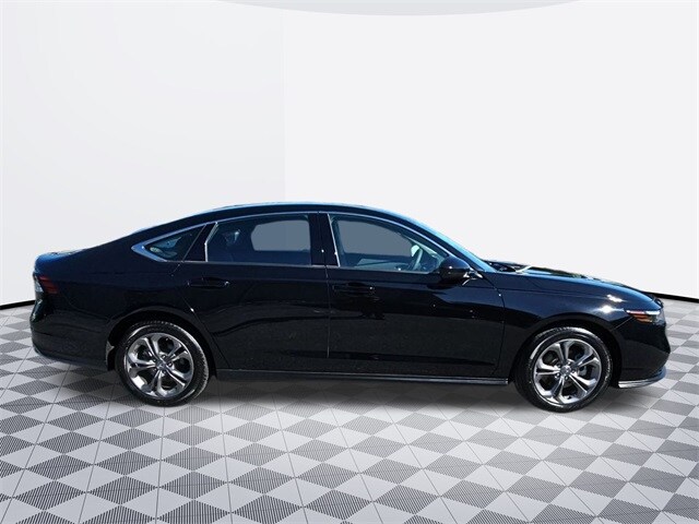 2024 Honda Accord EX photo 4