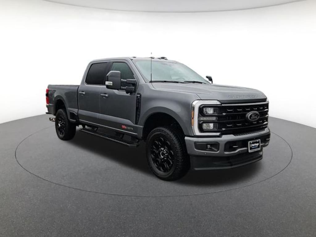 Used 2024 Ford F-250SD Lariat Truck