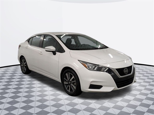 2021 Nissan Versa 1.6 SV photo 2