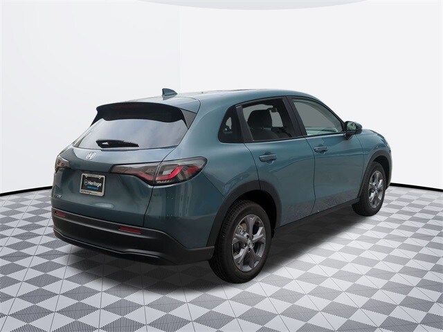 2026 Honda HR-V LX photo 4