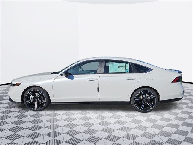 2025 Honda Accord Hybrid Sport photo 2