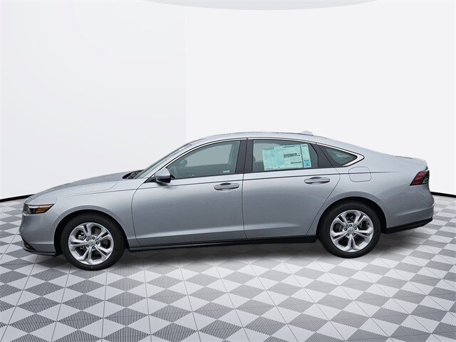 2025 Honda Accord LX photo 2
