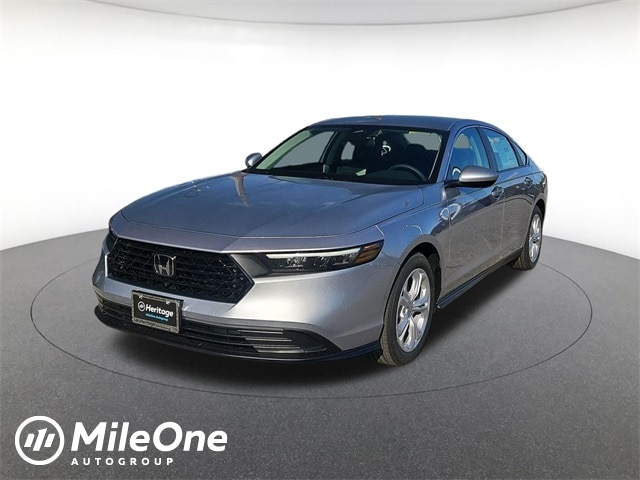 2025 Honda Accord LX's photo