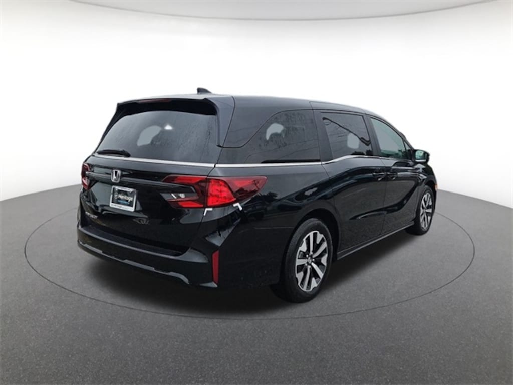 New 2026 Honda Odyssey EX-L Van Passenger