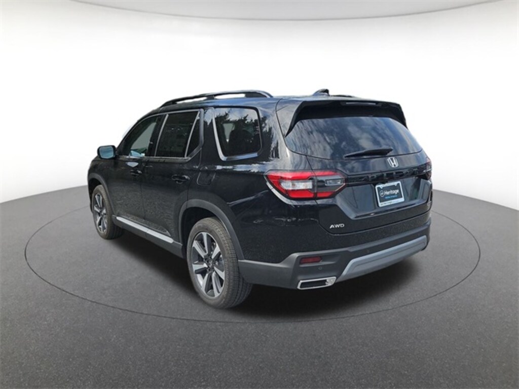 New 2025 Honda Pilot Touring SUV