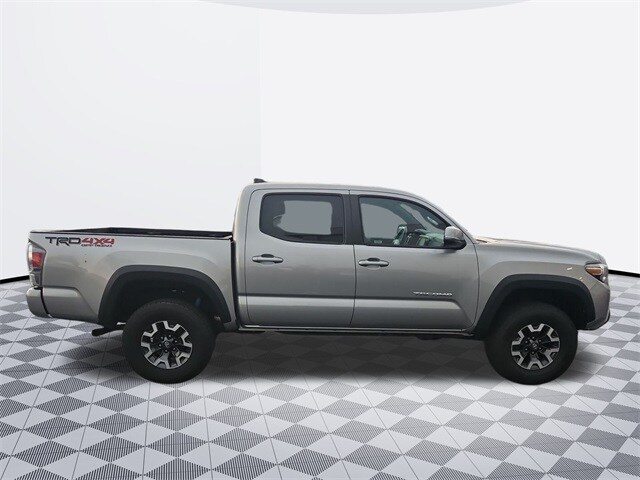 2021 Toyota Tacoma TRD Off-Road photo 4