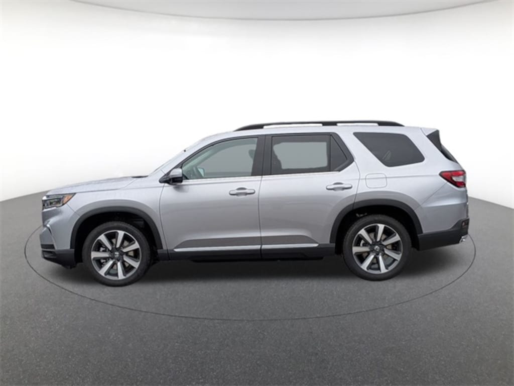 New 2025 Honda Pilot Touring SUV