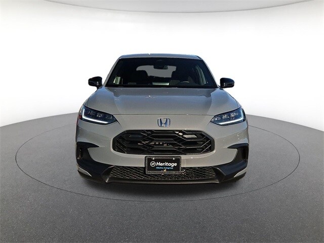 2025 Honda HR-V Sport photo 2