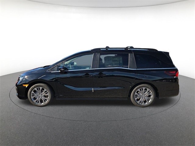 2026 Honda Odyssey Touring photo 2