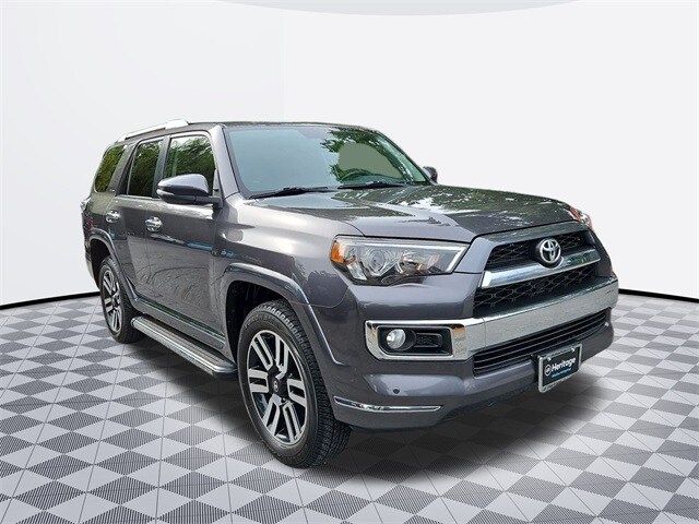 2018 Toyota 4Runner Limited photo 2