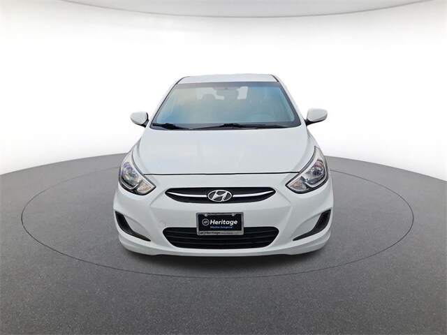 2016 Hyundai Accent SE photo 2