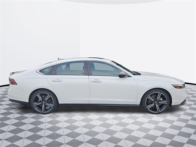 2023 Honda Accord Hybrid Sport photo 4