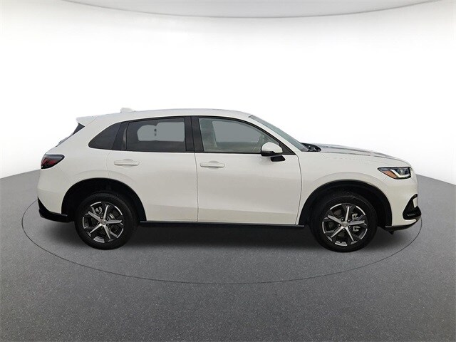 2025 Honda HR-V EX-L photo 4