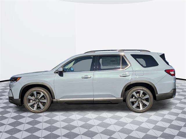 2025 Honda Pilot Touring photo 2