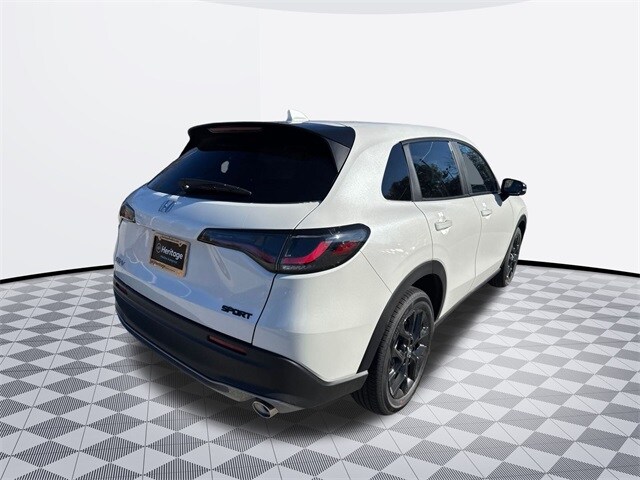 2025 Honda HR-V Sport photo 4