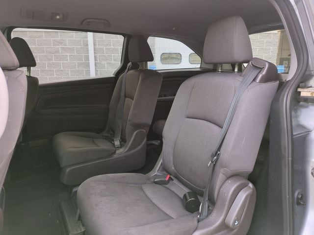 2018 Honda Odyssey LX - Photo 11