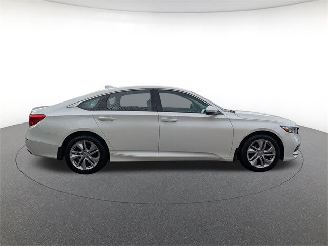 2020 Honda Accord LX photo 4