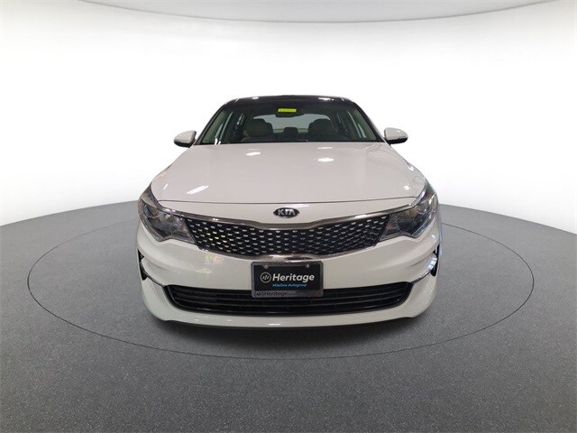 2018 Kia Optima EX photo 2