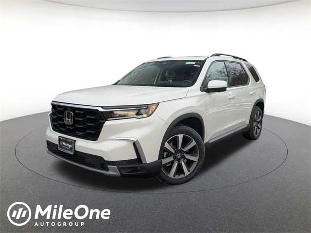 2025 Honda Pilot Elite's photo