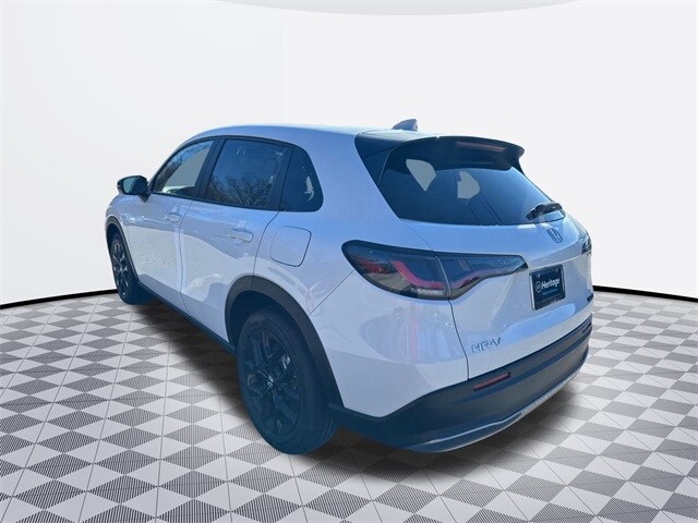 2025 Honda HR-V Sport photo 3