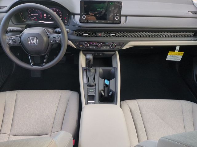 2025 Honda Accord SE - Photo 9