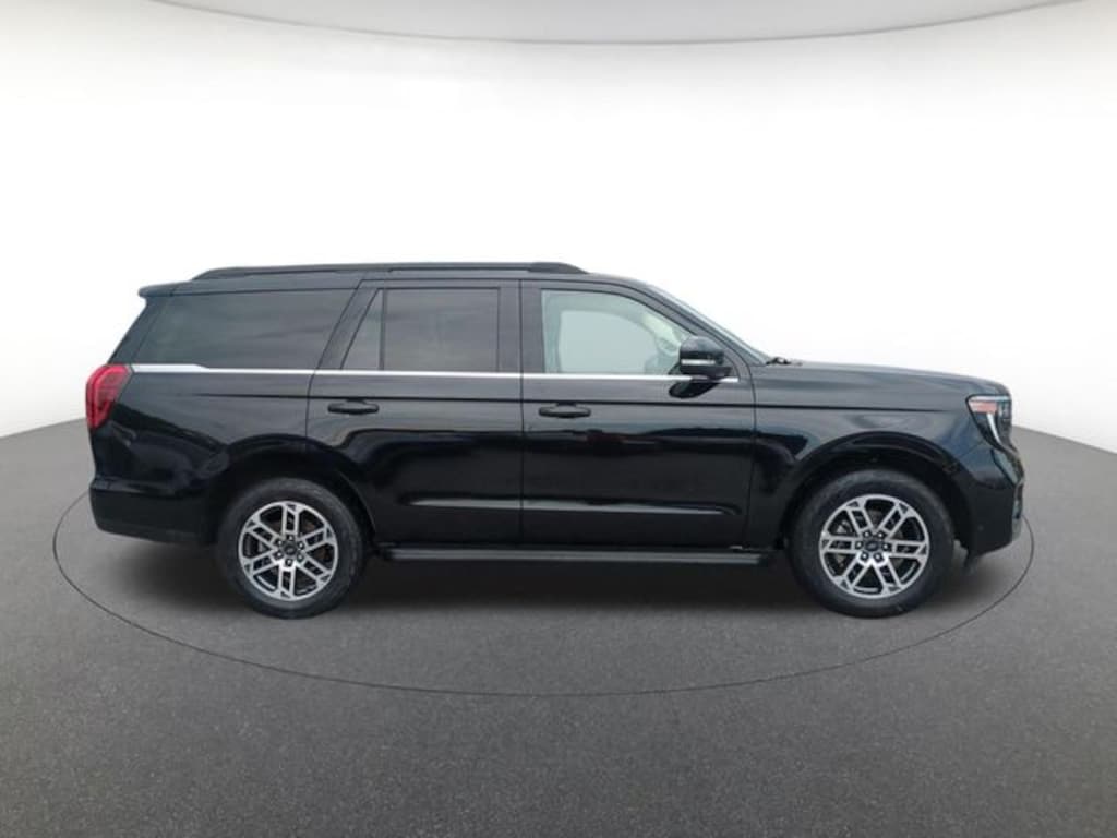 Used 2025 Ford Expedition Active SUV
