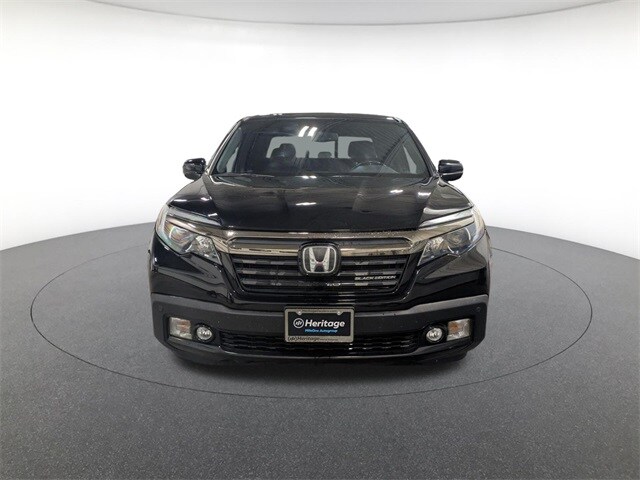 2018 Honda Ridgeline Black Edition photo 2