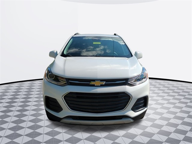 Used 2022 Chevrolet Trax LT with VIN KL7CJPSM7NB523396 for sale in Westminster, MD