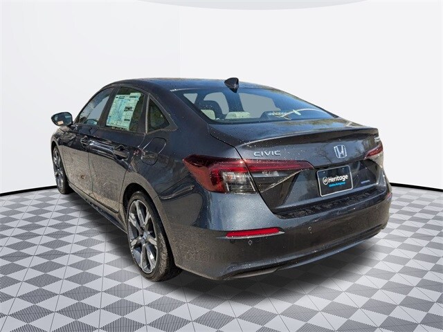 2025 Honda Civic Hybrid Sport Touring photo 3